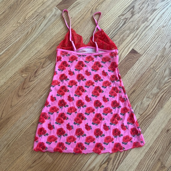 Pink and red floral mesh nightgown lingerie - Picture 2 of 2